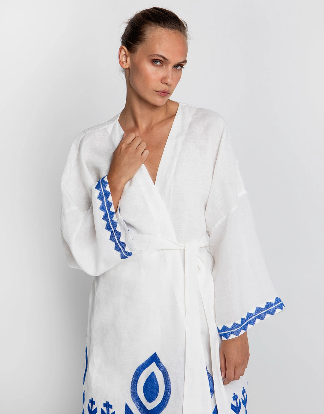 Feather Midi Kimono - White and Blue