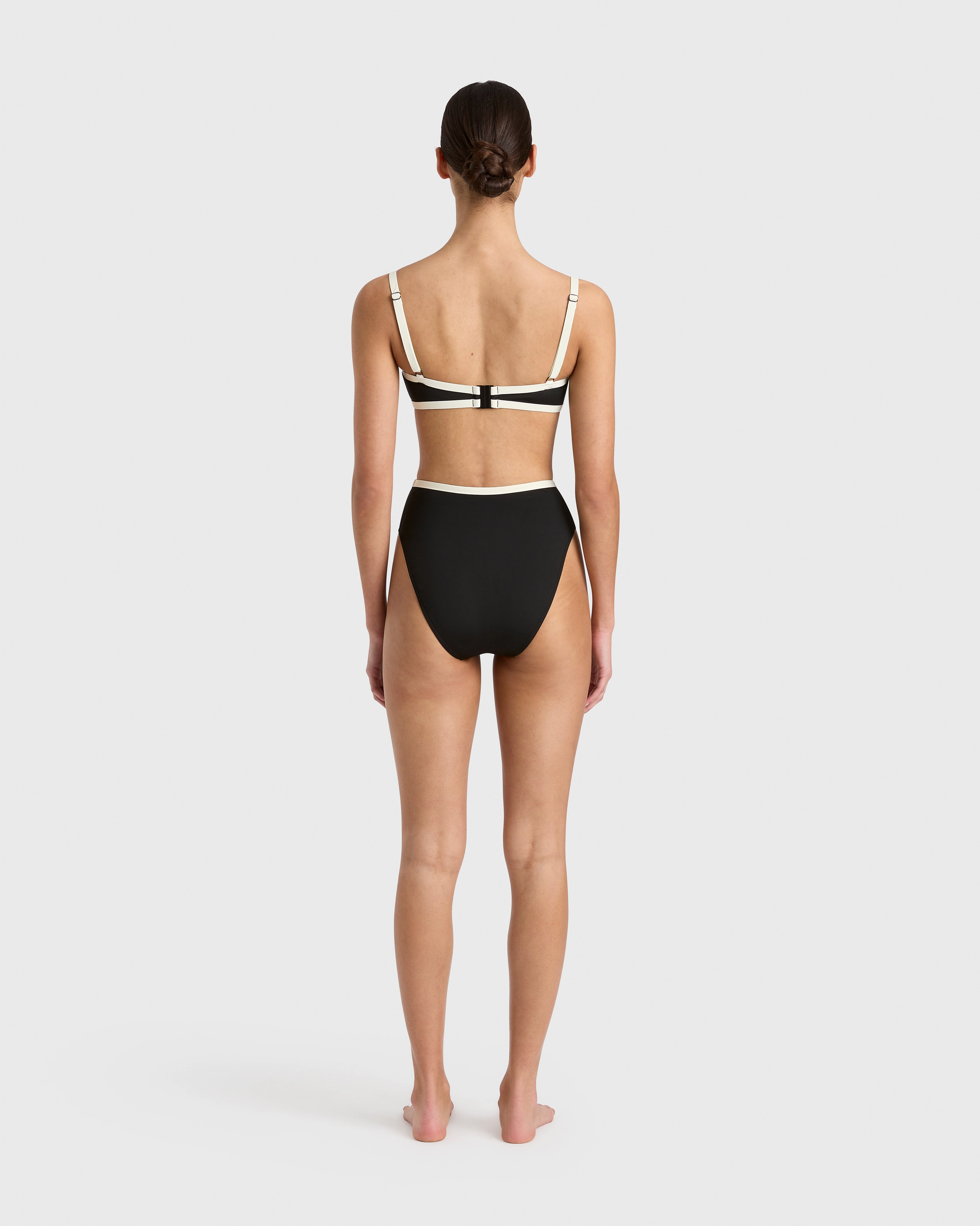 Fiona Bikini Top - Black (Embodee)