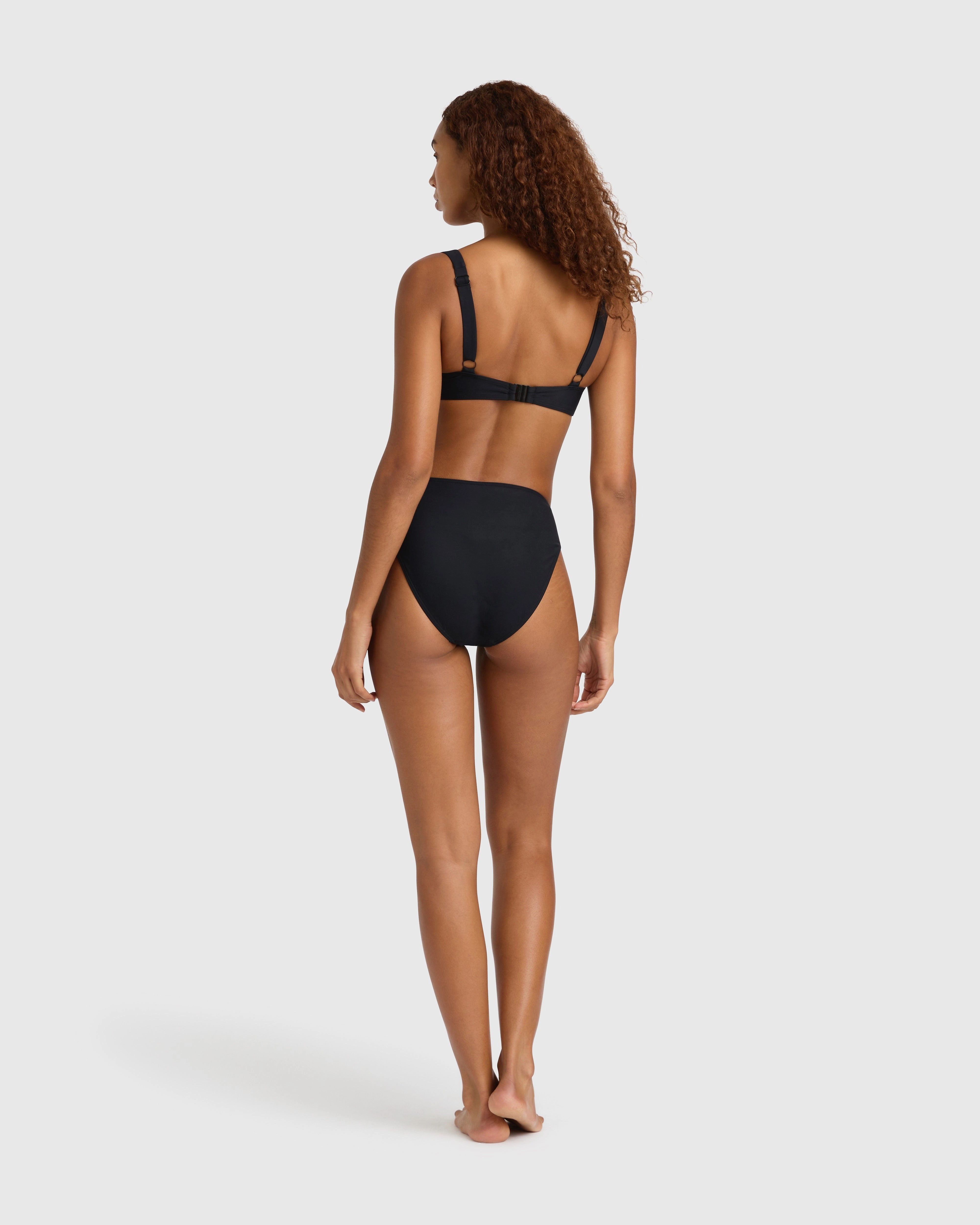 Gracie Bikini Top - Black (Sculpteur)