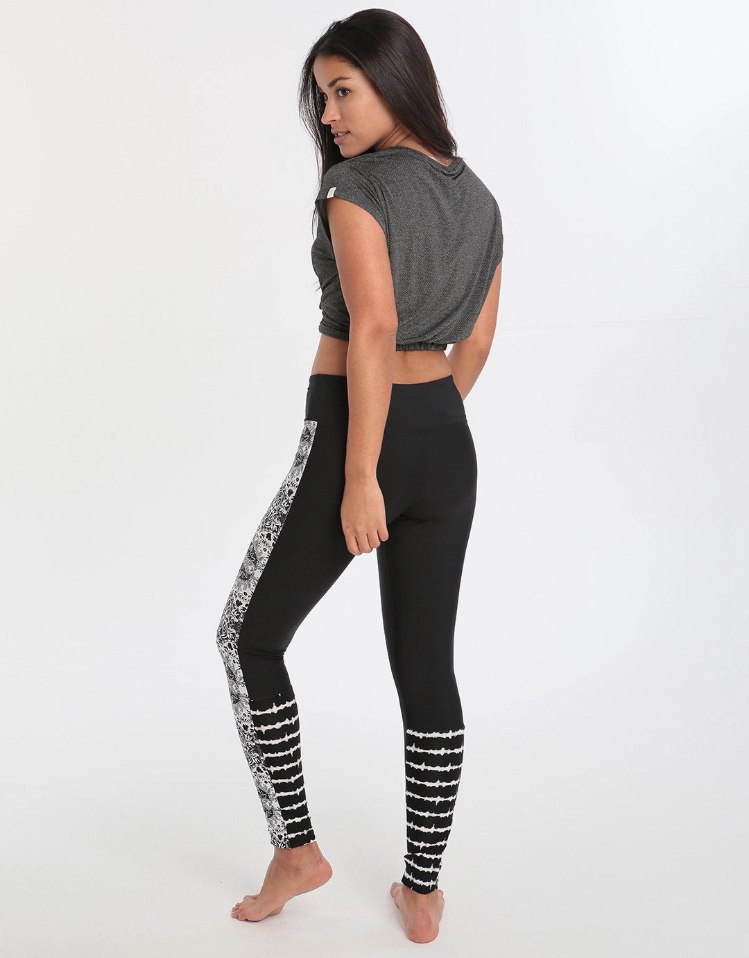 Twist Front Crop Tee - Grey Marle